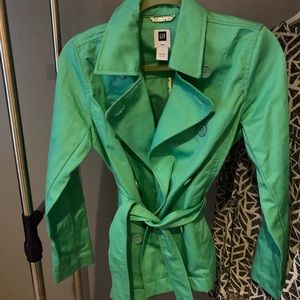 GAP Classic Trench Coat in 100% Cotton